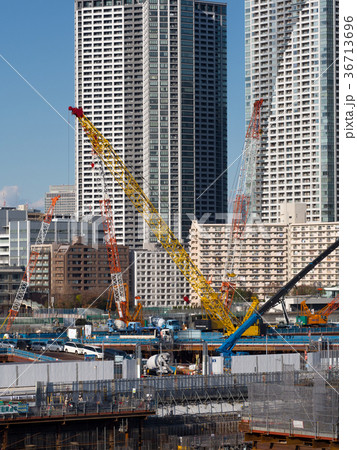 晴海埠頭の工事現場 晴海埠頭の工事現場 36713696
