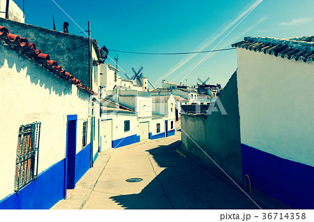 Ordinary street of Campo de Criptana 36714358