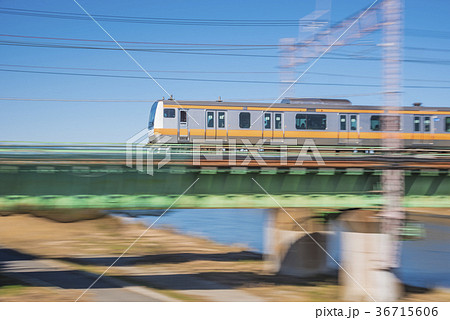 中央線　E233系　多摩川　流撮り 36715606