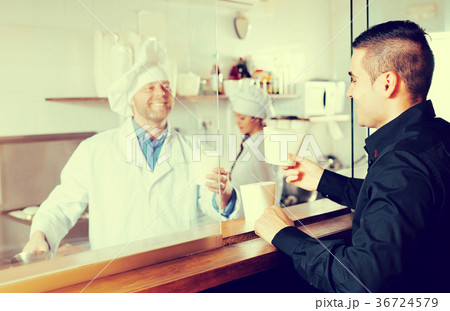 client buying take-away food 36724579