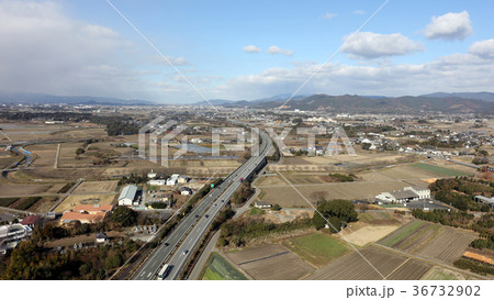 空撮 高速道路 S字 カーブ 大分自動車道 朝倉市 空撮 高速道路 S字 カーブ 大分自動車道 朝倉市 36732902