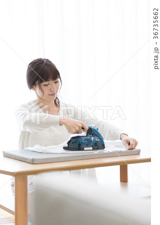 洗濯物 アイロン 家事 洗濯物 アイロン 家事 36735662