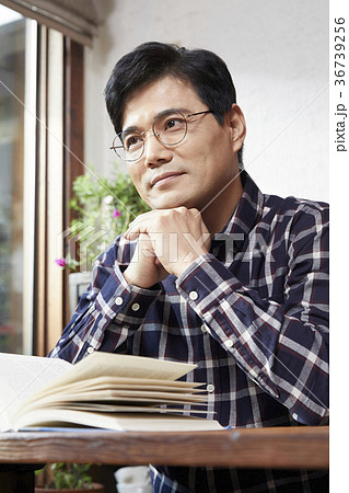 男 男性 男の子 36739256