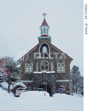 小樽　雪のカトリック小樽教会　富岡聖堂 36740883