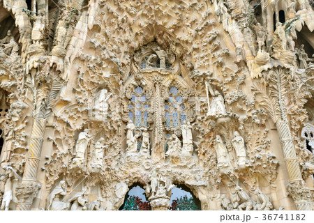 スペイン　バルセロナ　サグラダファミリア 36741182