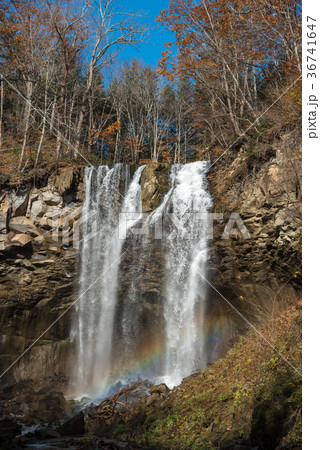 アシリベツの滝 虹が架かる滝 アシリベツの滝 虹が架かる滝 36741647