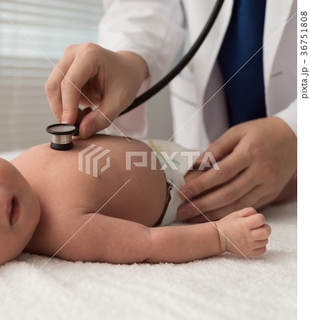 検診 赤ちゃん 検診 赤ちゃん 36751808