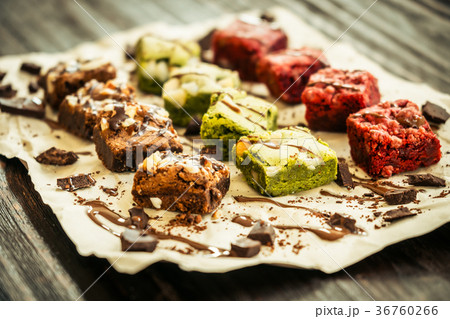 Chocolate brownies cake 36760266