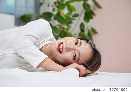 女性 女 女の子 36764862