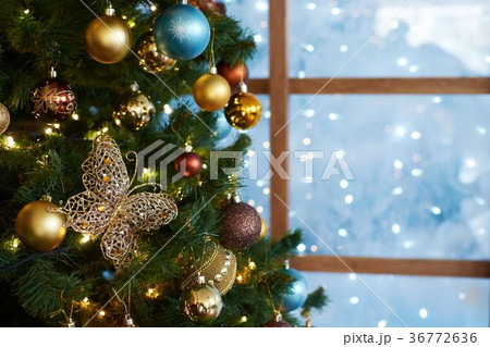 Christmas decorations and toys. New Year Window 36772636