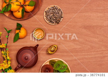 Vietnamese new year food and drink on red wooden 36774101