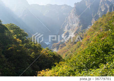 谷川岳の光芒 谷川岳の光芒 36779701
