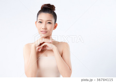 Beautiful woman on isolated White background 36784115
