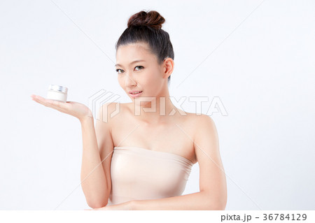 Beautiful woman on isolated White background 36784129