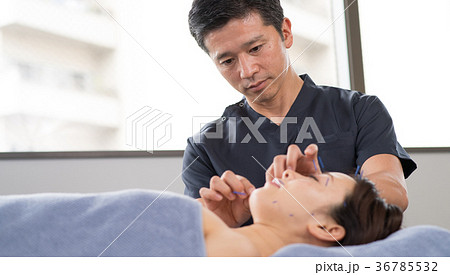 鍼灸 医師 鍼 施術 鍼灸師 美容 医療 イメージ 鍼灸 医師 鍼 施術 鍼灸師 美容 医療 イメージ 36785532
