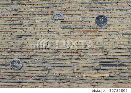 南宗寺の築地塀（大阪府堺市堺区南旅篭町東） 36785805