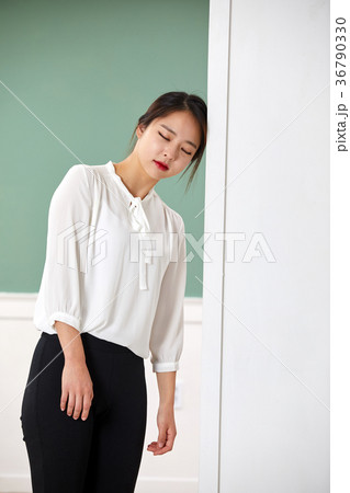 痛み 苦痛 苦悩 36790330