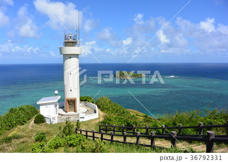 石垣島の平久保崎灯台 石垣島の平久保崎灯台 36792331