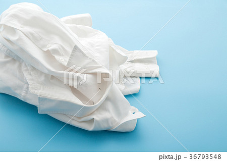 白いシャツ 皺 汚れ 白いシャツ 皺 汚れ 36793548