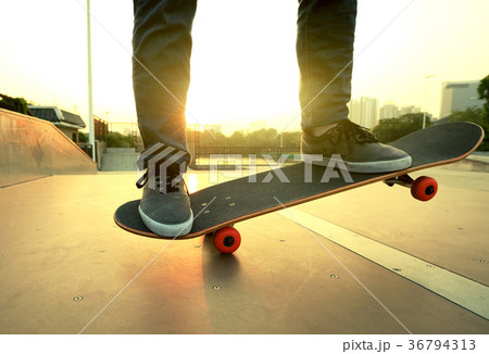 skateboarder legs skateboarding on skatepark ramp skateboarder legs skateboarding on skatepark ramp 36794313