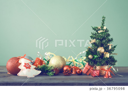 Christmas backgrounds 2018 36795098