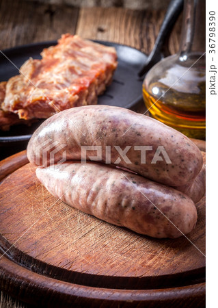 Raw white sausage. 36798390