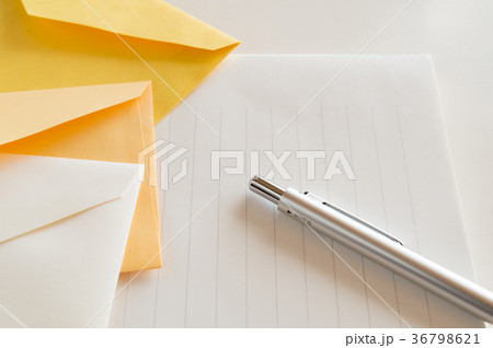 手紙　便箋　封筒　挨拶状　お礼状　便り　レター　メール 36798621