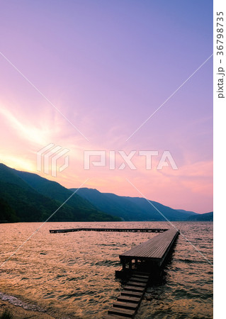 木﨑湖・夕景（春） 36798735