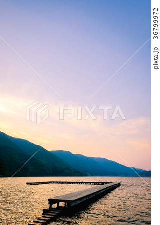 木崎湖・夕景(春) 木崎湖・夕景(春) 36799972