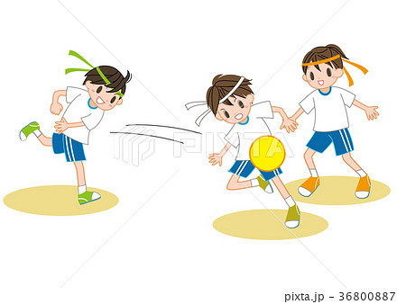 ドッヂボールをする子どもたちのイラスト素材