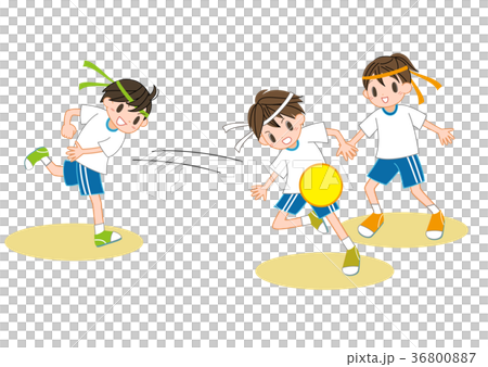 孩子們玩躲避球 孩子們玩躲避球 36800887