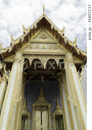タイの王宮寺院 タイの王宮寺院 36807237