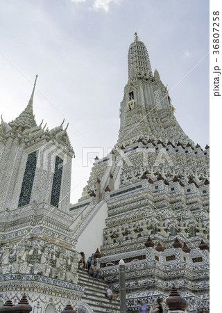 タイのワット・アルン タイのワット・アルン 36807258
