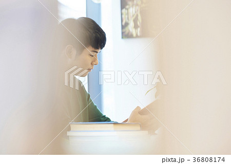 1 １ 長い髪 36808174