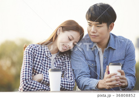 20代 公園 デート 36808852