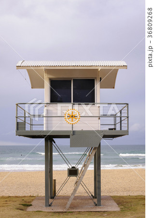 Australia, New South Wales, Lifeguard hut against storm clouds Australia, New South Wales, Lifeguard hut against storm clouds 36809268
