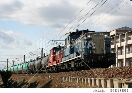 DD51重連が牽く四日市貨物。2006/1/19 36813891