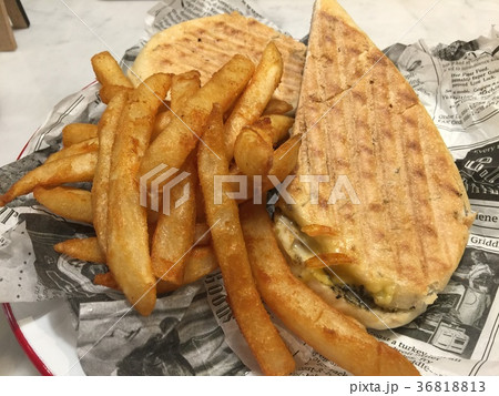 台湾料理 ブランチ 焼き加減 36818813