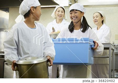 給食当番　小学生 36820402