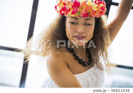 フラダンサー　ダンス 36821036