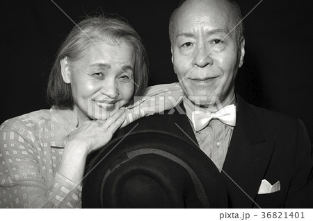 シニアのポートレート モノクロ シニアのポートレート モノクロ 36821401