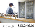 カフェスタッフ男 36824680