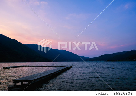 木崎湖・夕景（春） 36826308