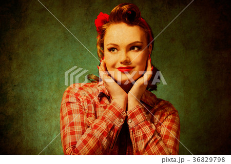 Pretty pinup girl in retro vintage 50's style Pretty pinup girl in retro vintage 50's style 36829798