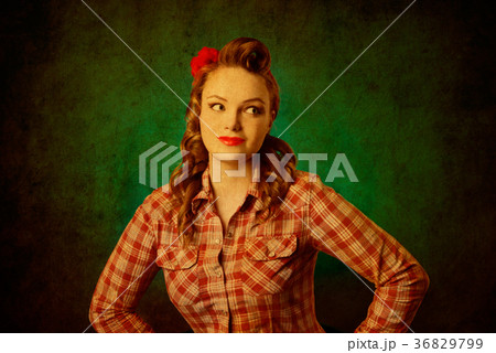 Pretty pinup girl in retro vintage 50's style Pretty pinup girl in retro vintage 50's style 36829799