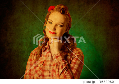 Pretty pinup girl in retro vintage 50's style Pretty pinup girl in retro vintage 50's style 36829801