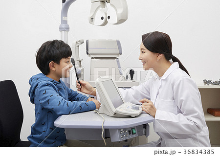 検査 男 男性 36834385