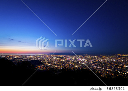 札幌藻岩山から見た夜景 36853501