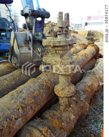 配水管の耐震化工事で撤去されました 36854177