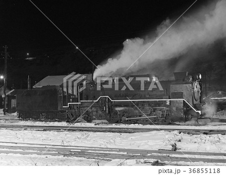 夜の蒸気機関車 36855118